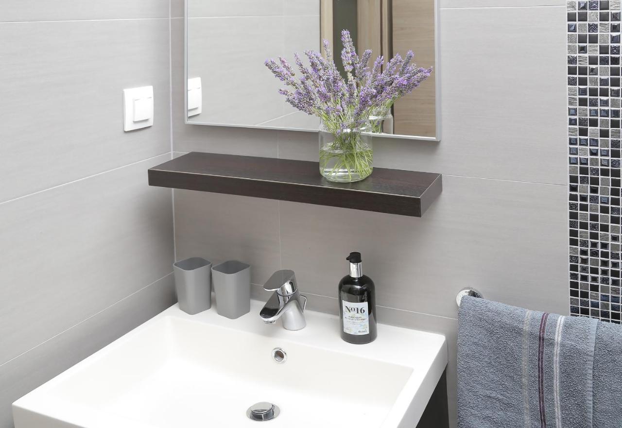 Apartment Moretic Gromaca المظهر الخارجي الصورة
